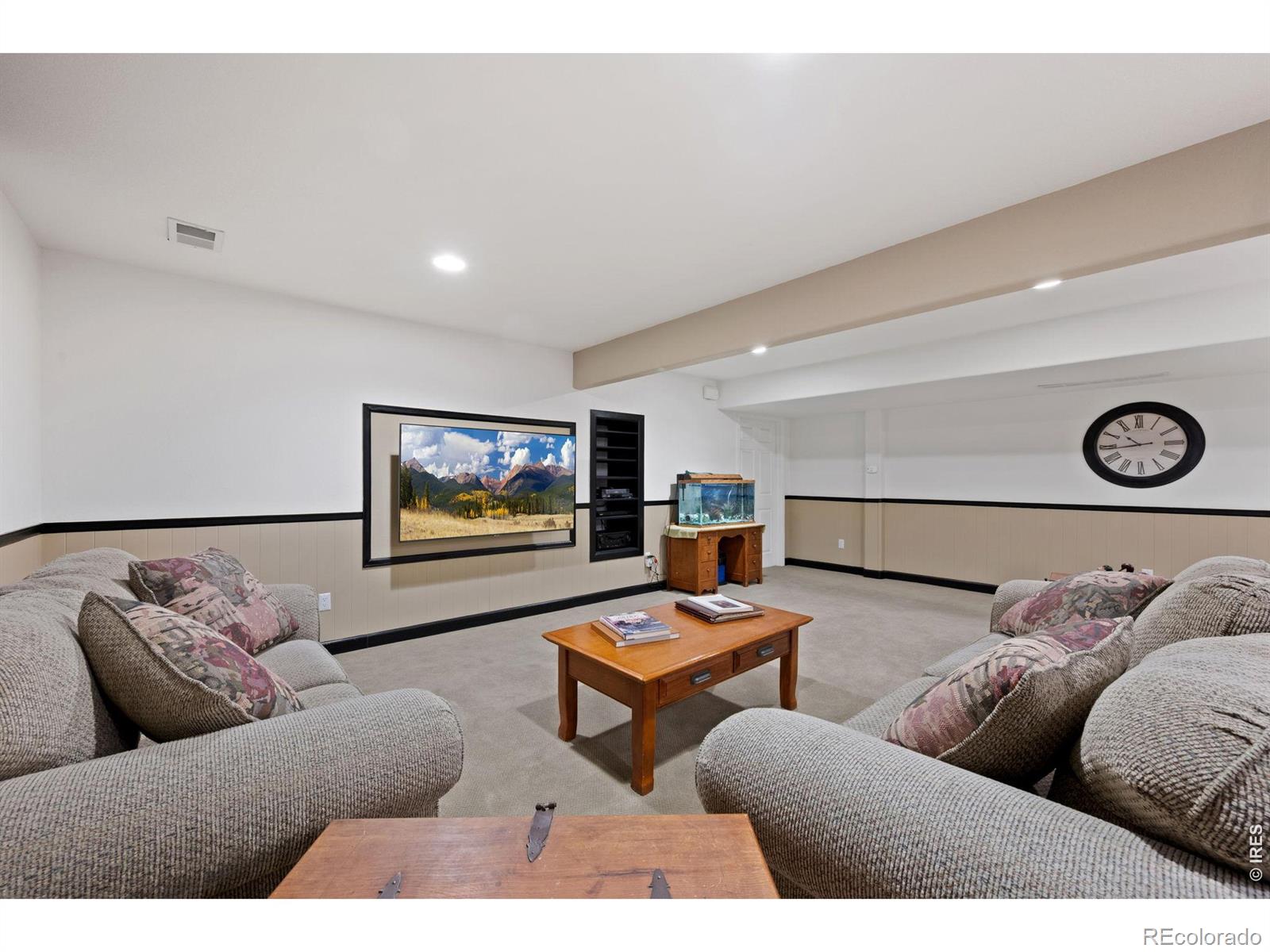 527 Valley View Road Loveland CO 80537