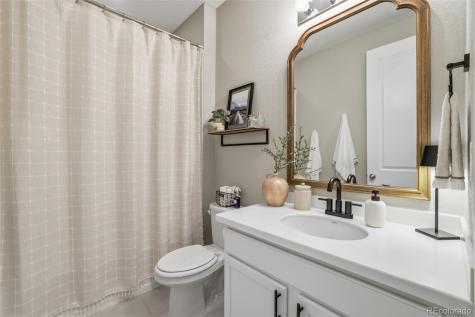 21926 E Tufts Circle Aurora CO 80015