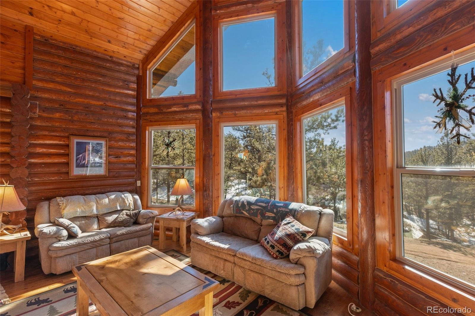 10448 Cr1 Florissant CO 80816