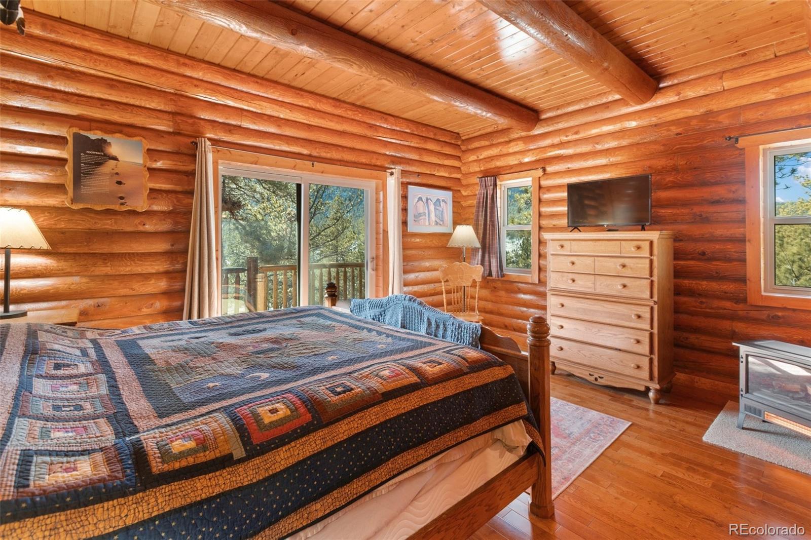 10448 Cr1 Florissant CO 80816