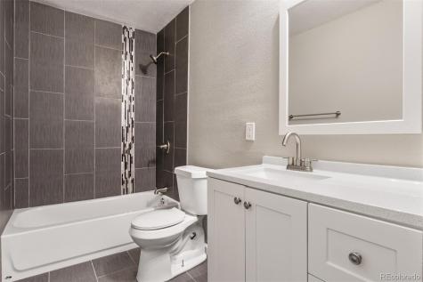 901 Racine Street Aurora CO 80011