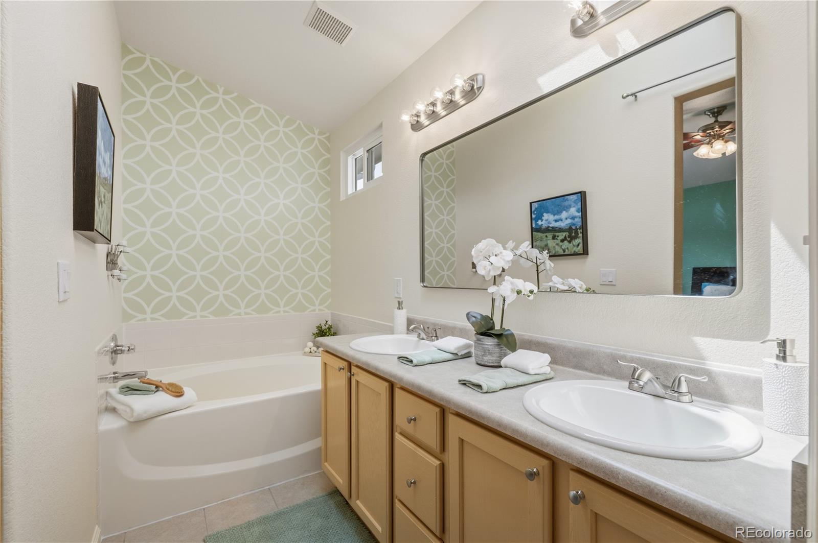 10204 Aldenbridge Court Highlands Ranch CO 80126