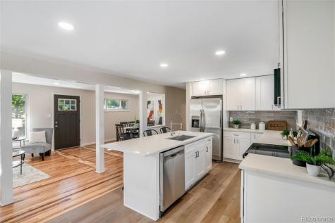 2507 N Zion Street Aurora CO 80011