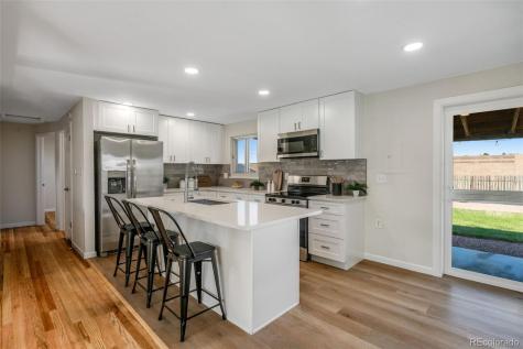 2507 N Zion Street Aurora CO 80011