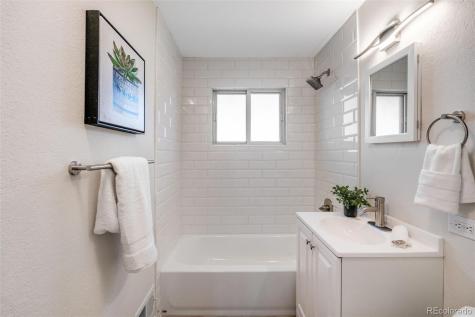 2507 N Zion Street Aurora CO 80011