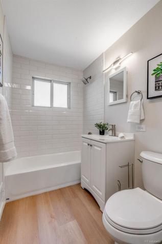 2507 N Zion Street Aurora CO 80011