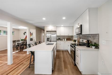 2507 N Zion Street Aurora CO 80011
