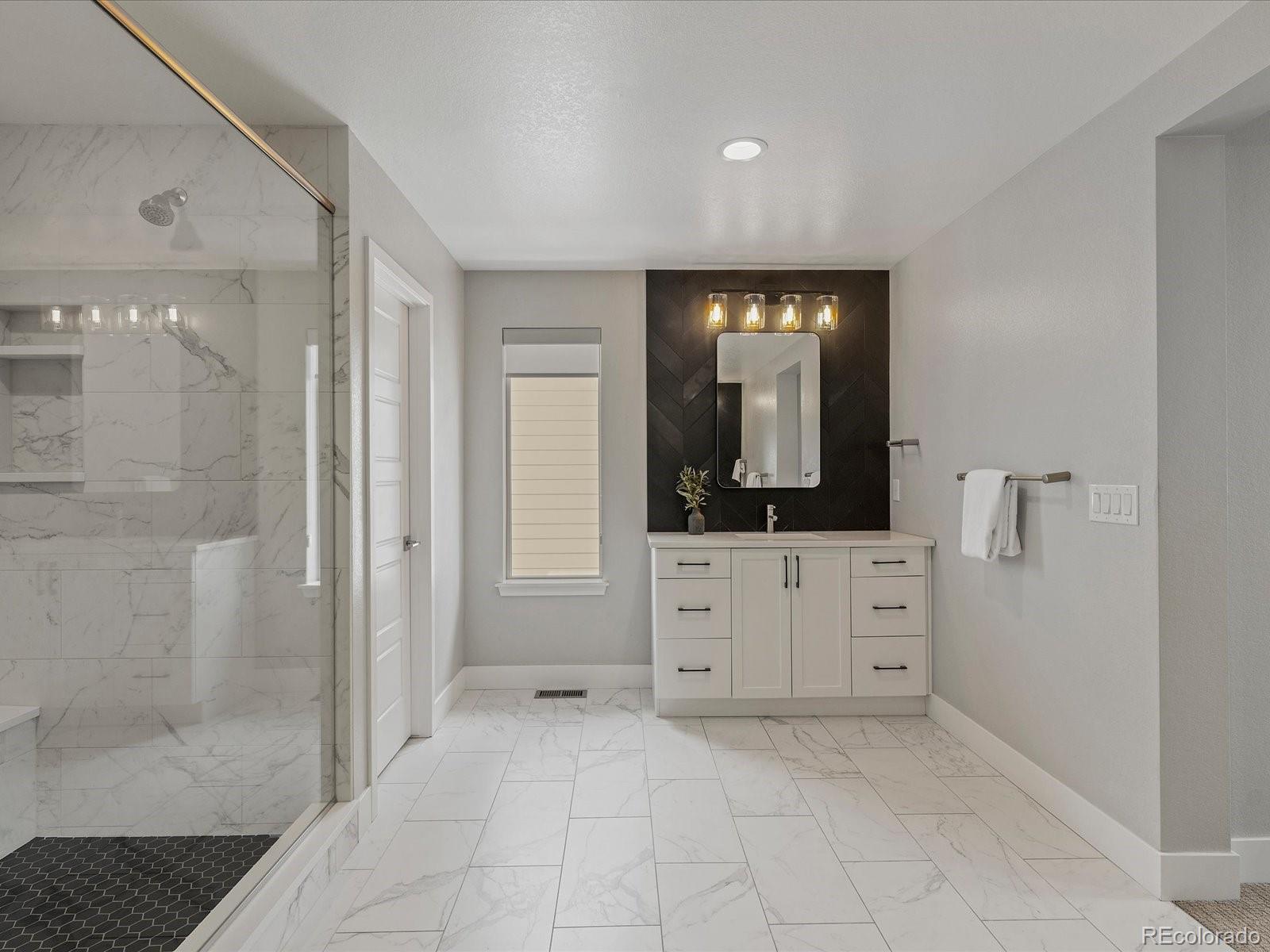 5833 Galena Street Denver CO 80238