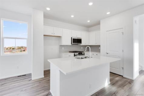 5479 N Elk Street Aurora CO 80019