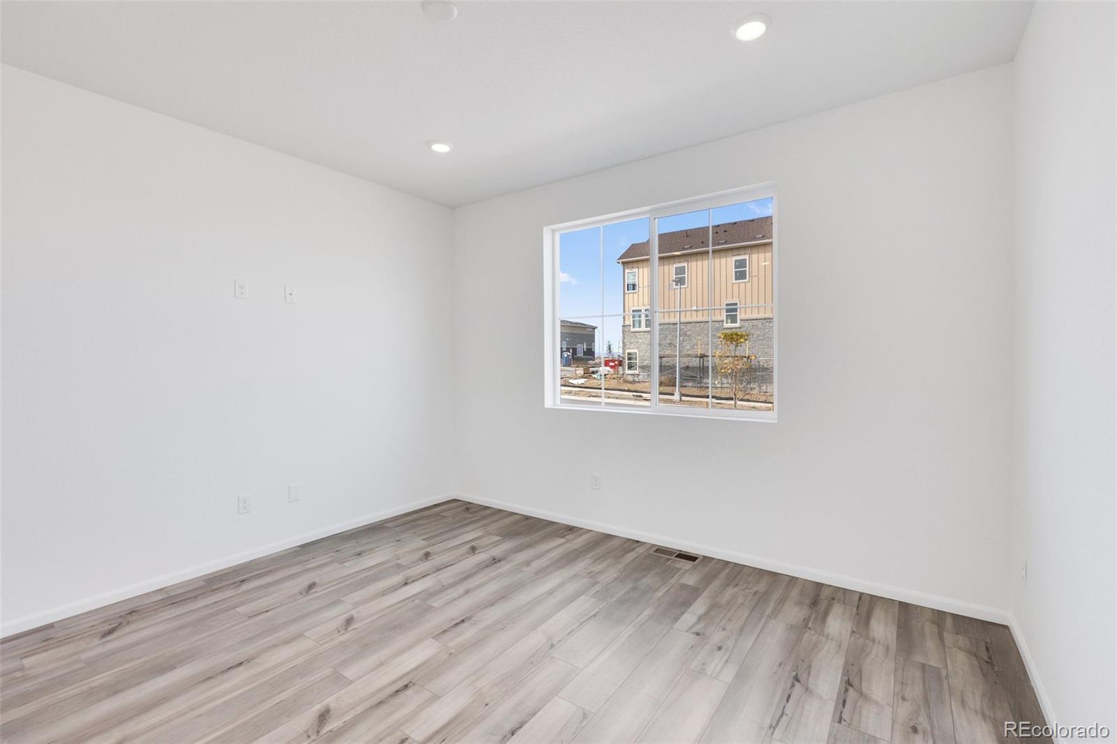 5479 N Elk Street Aurora CO 80019