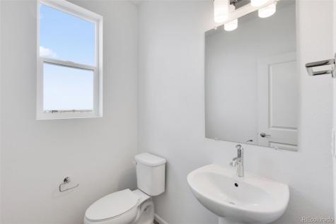 5479 N Elk Street Aurora CO 80019