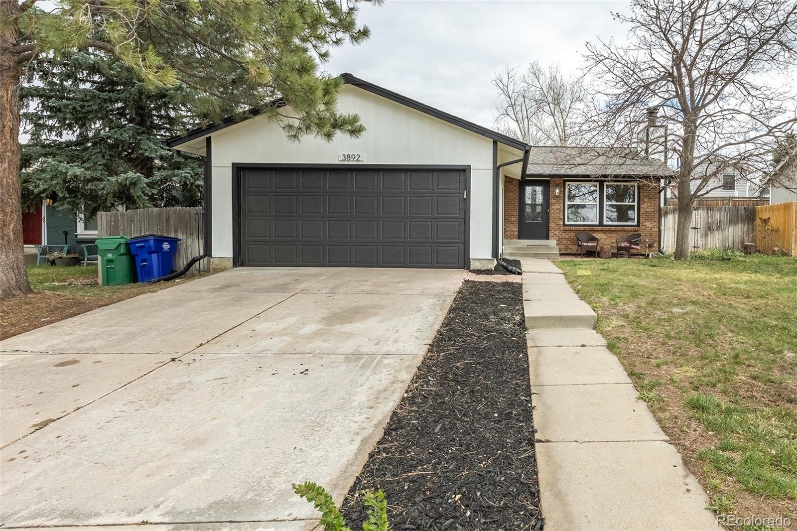 3892 S Mission Parkway S Aurora CO 80013