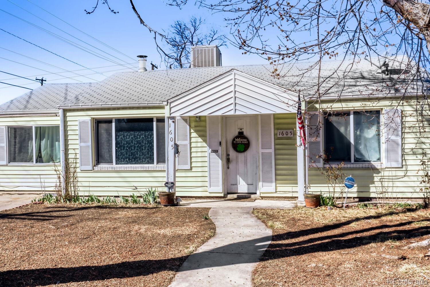 1605 Oakland Street Aurora CO 80010