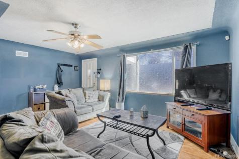 1605 Oakland Street Aurora CO 80010