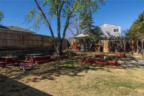 9017 Dover Street Broomfield CO 80021