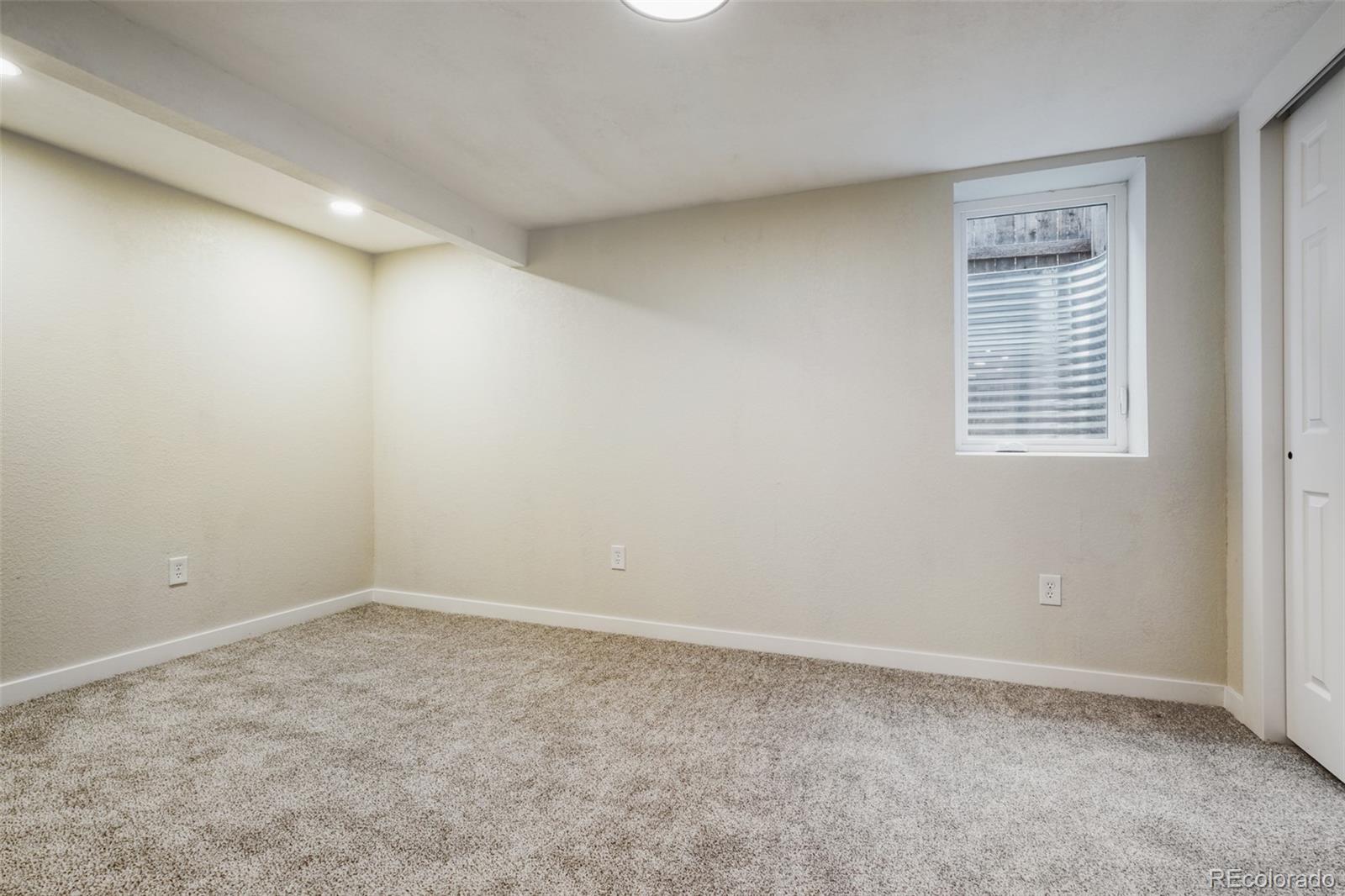 2123 S Olathe Street Aurora CO 80013