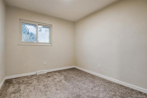 2123 S Olathe Street Aurora CO 80013