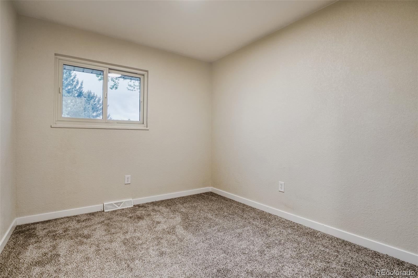 2123 S Olathe Street Aurora CO 80013