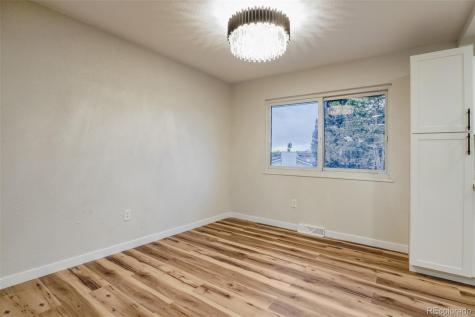 2123 S Olathe Street Aurora CO 80013