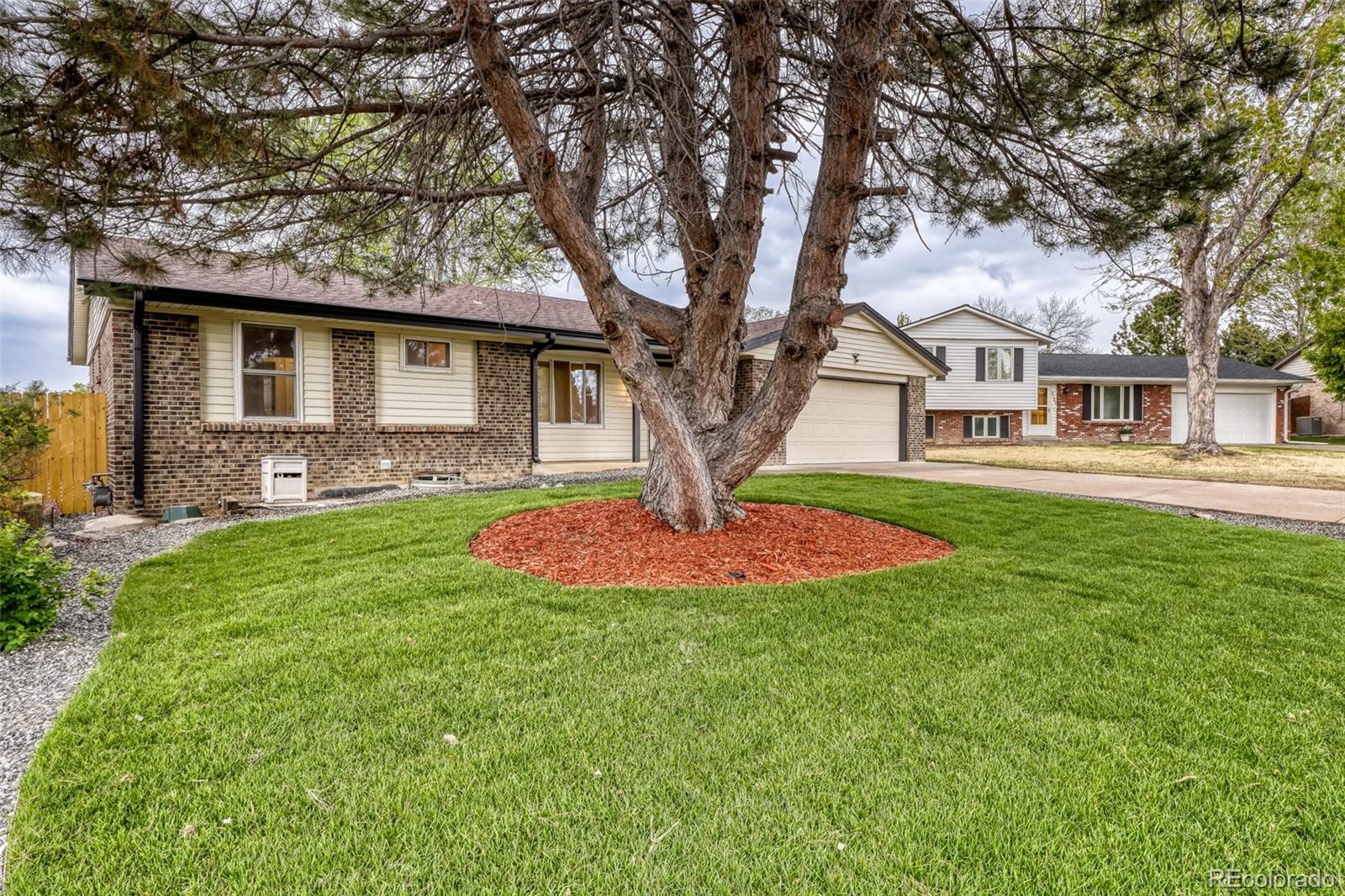 2123 S Olathe Street Aurora CO 80013