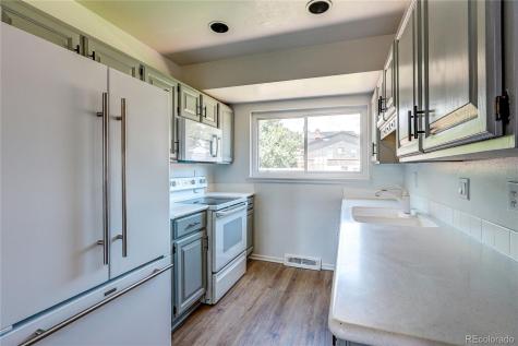 1882 S Zinnia Way Lakewood CO 80228