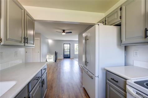1882 S Zinnia Way Lakewood CO 80228