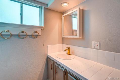 1882 S Zinnia Way Lakewood CO 80228