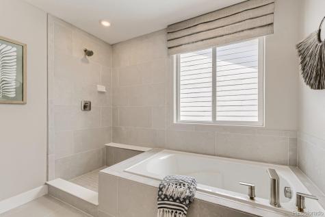 3290 N Denali Street Aurora CO 80019