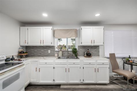 11087 Montview Boulevard Aurora CO 80010