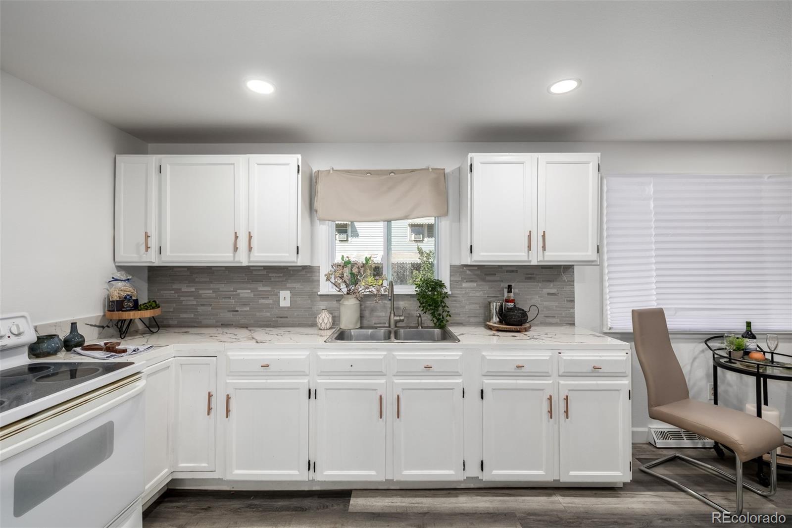 11087 Montview Boulevard Aurora CO 80010