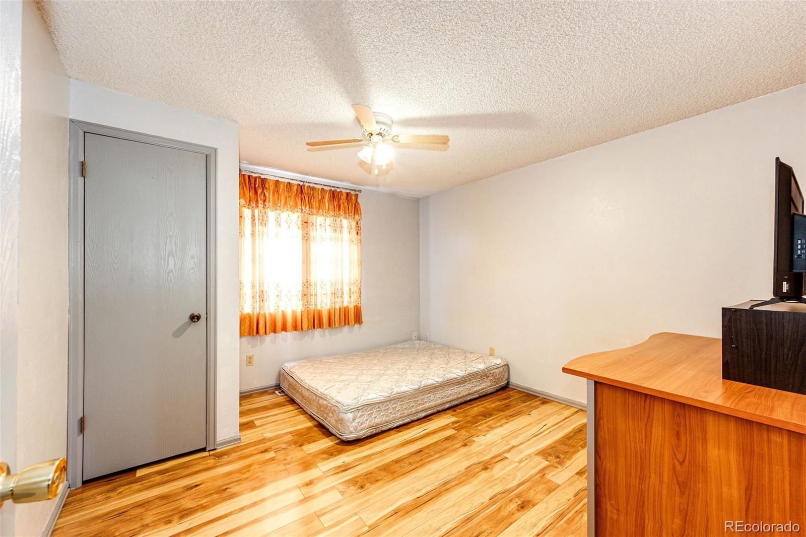 2164 Hackberry Circle Longmont CO 80501