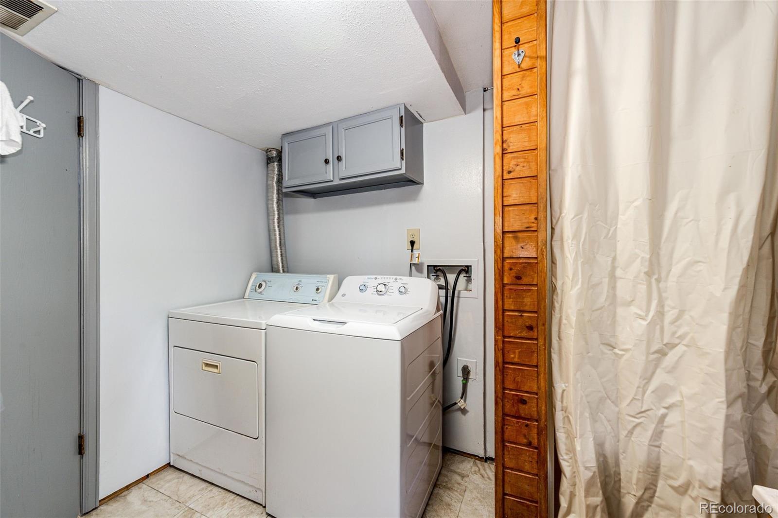 2164 Hackberry Circle Longmont CO 80501