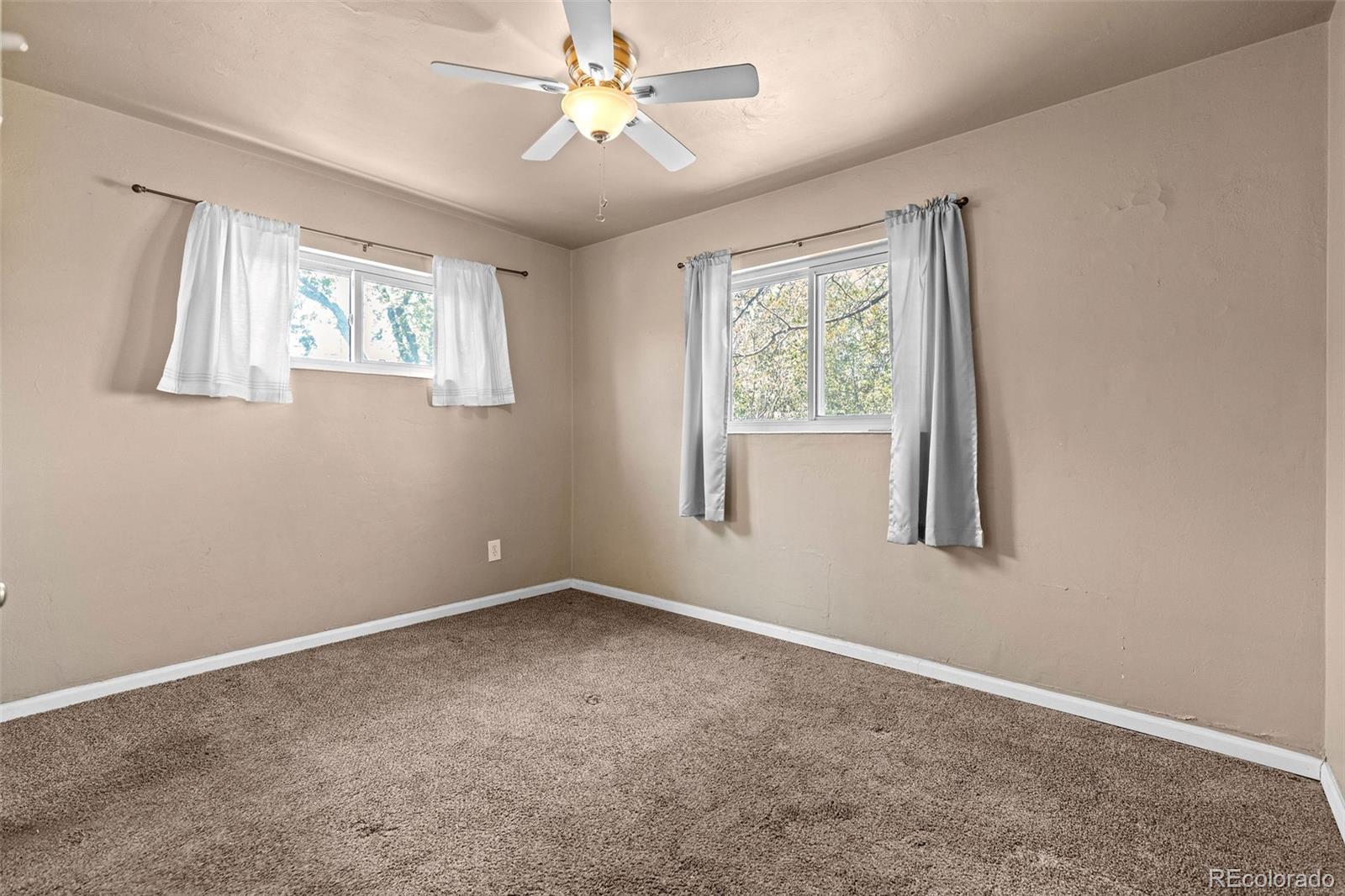 1283 Racine Street Aurora CO 80011