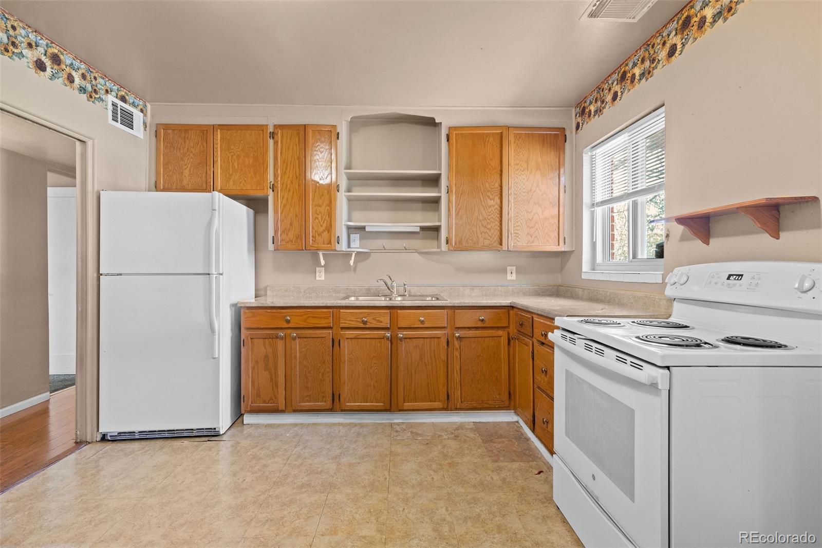 1283 Racine Street Aurora CO 80011