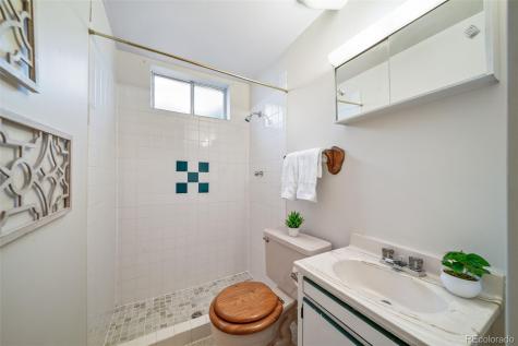 428 S Uvalda Street Aurora CO 80012