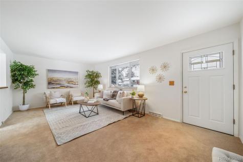 428 S Uvalda Street Aurora CO 80012