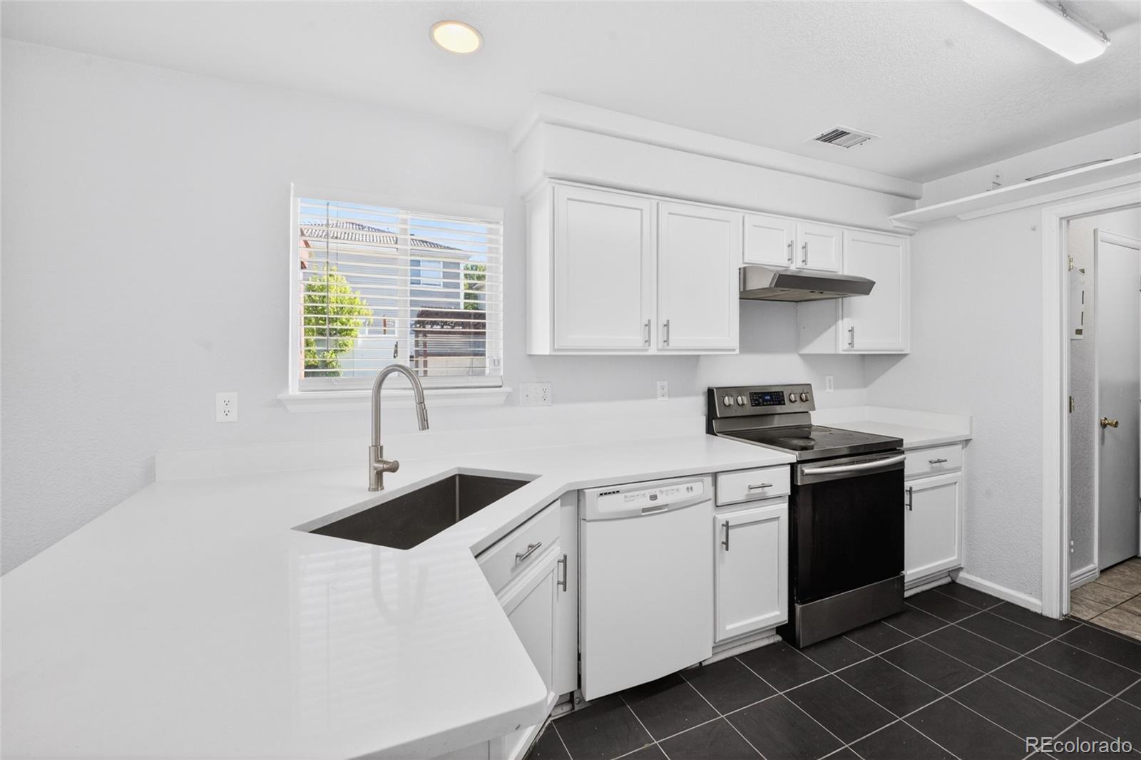 19762 E 49th Avenue Denver CO 80249