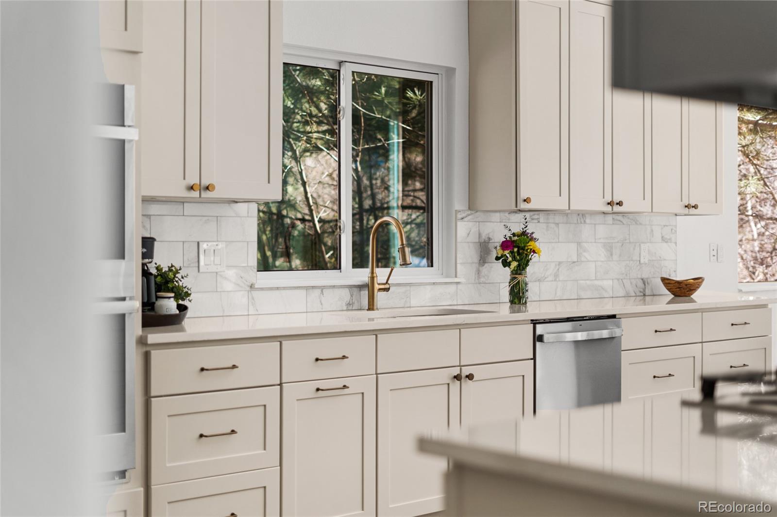952 Greenridge Lane Castle Pines CO 80108