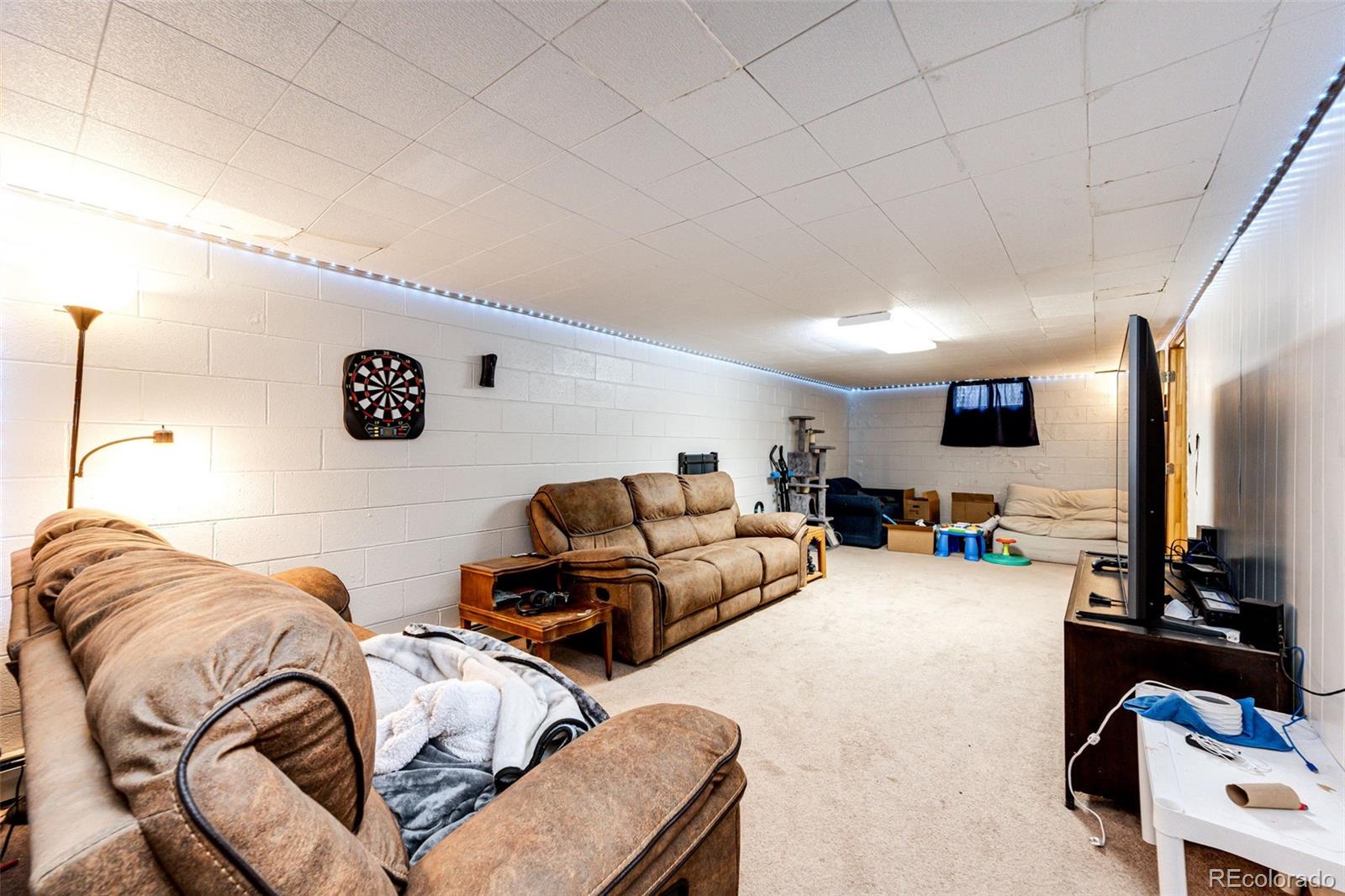 691 3rd Avenue Deer Trail CO 80105
