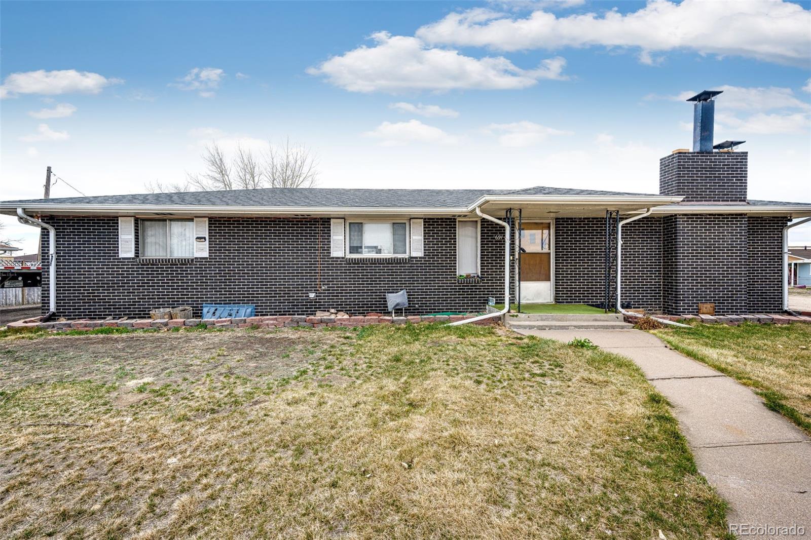 691 3rd Avenue Deer Trail CO 80105