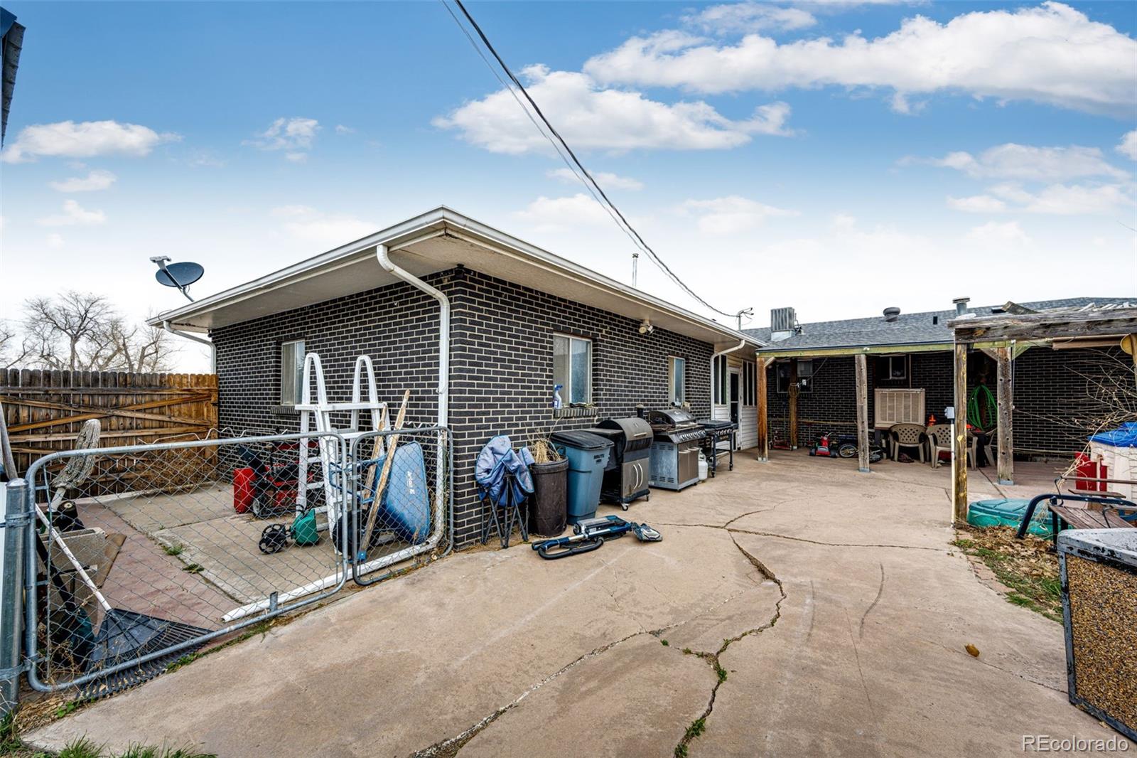 691 3rd Avenue Deer Trail CO 80105