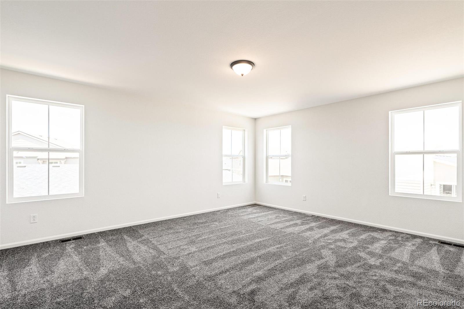 9264 Biscay Street Commerce City CO 80022