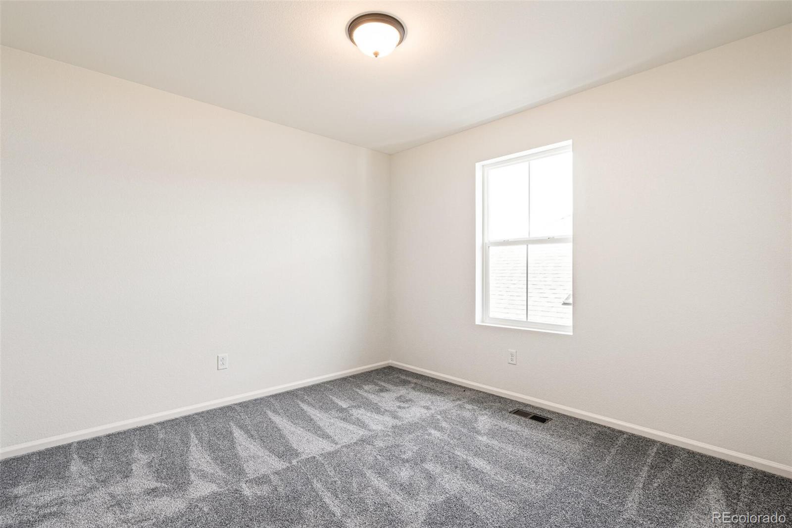 9264 Biscay Street Commerce City CO 80022