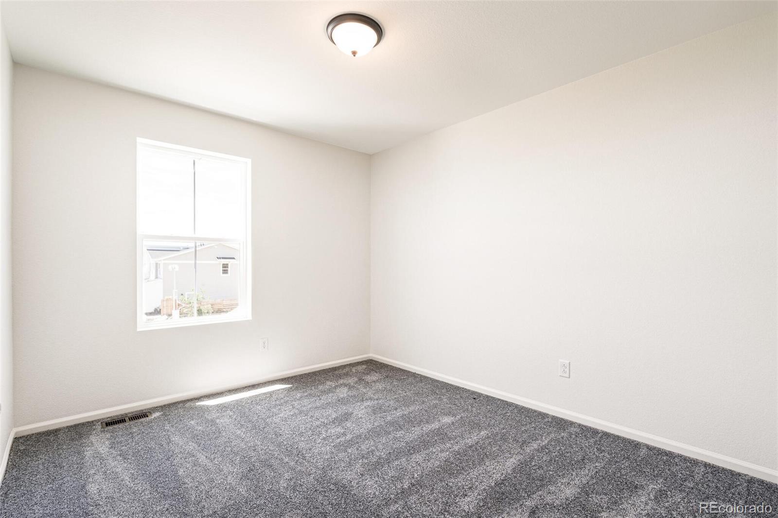 9264 Biscay Street Commerce City CO 80022
