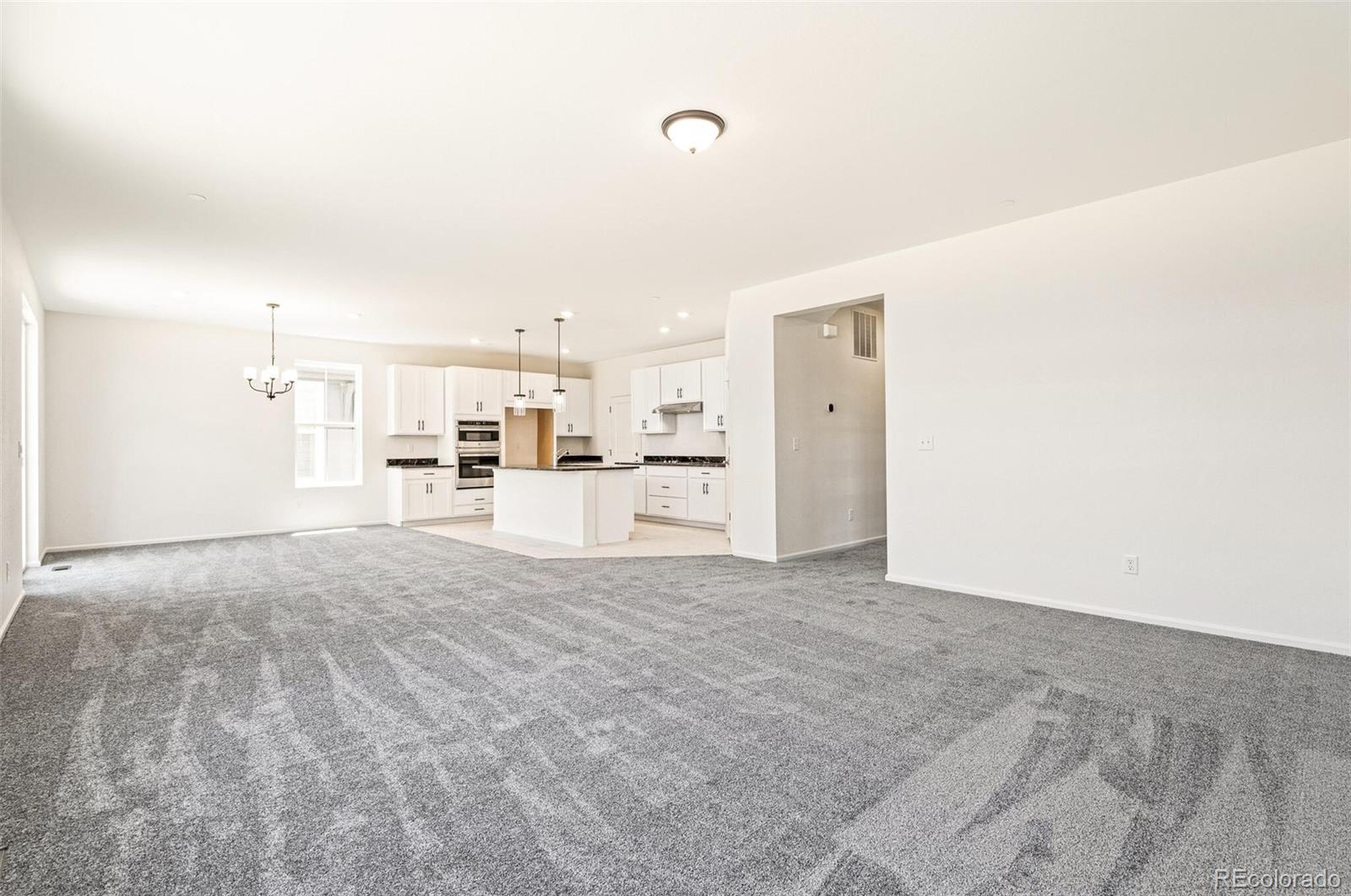 9264 Biscay Street Commerce City CO 80022
