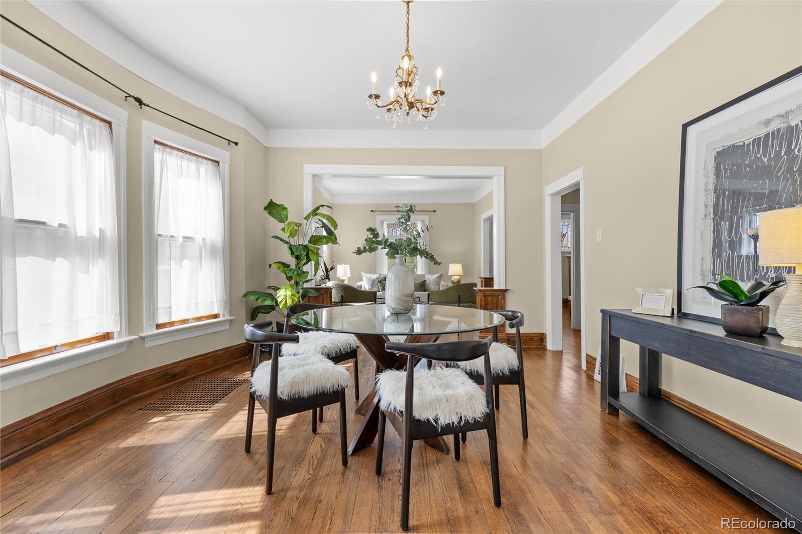 1054 S Pearl Street Denver CO 80209