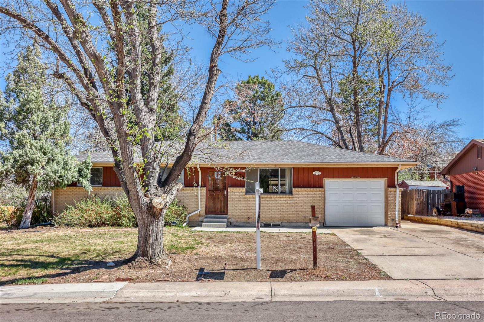 414 S Uvalda Street Aurora CO 80012