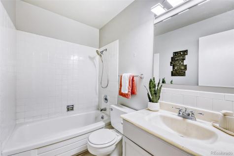 414 S Uvalda Street Aurora CO 80012