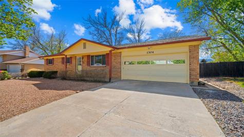 1304 De Reamer Circle Colorado Springs CO 80915