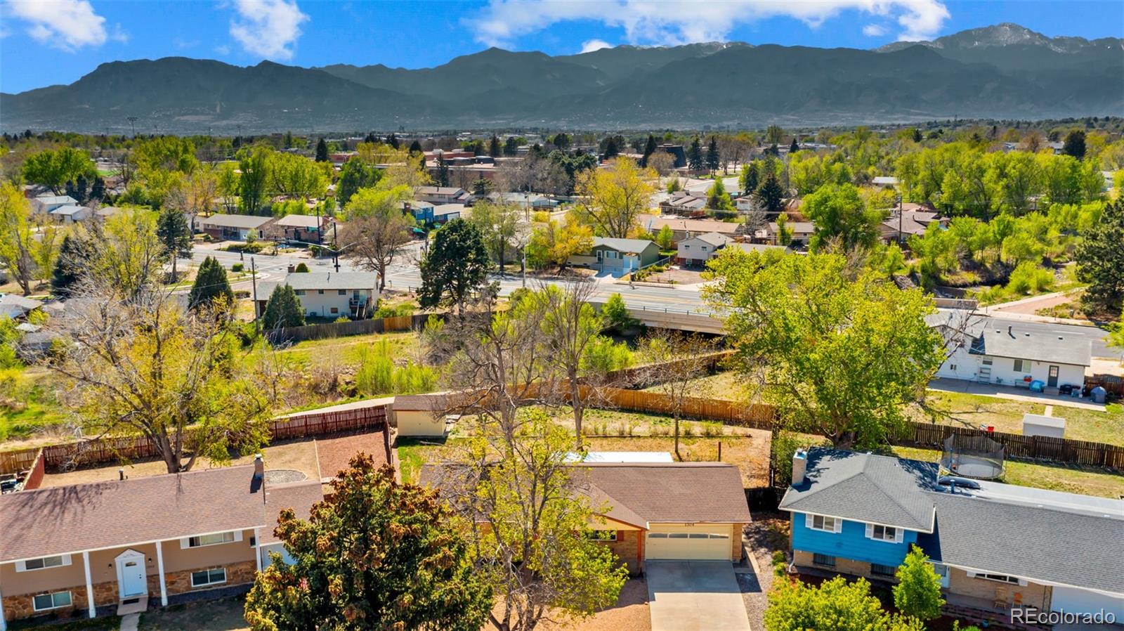 1304 De Reamer Circle Colorado Springs CO 80915